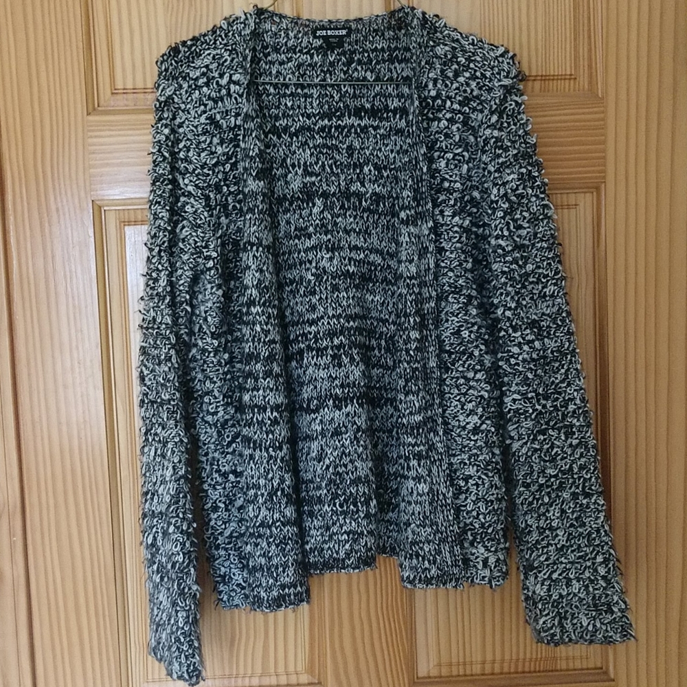Woman's cardigan sweater, size small